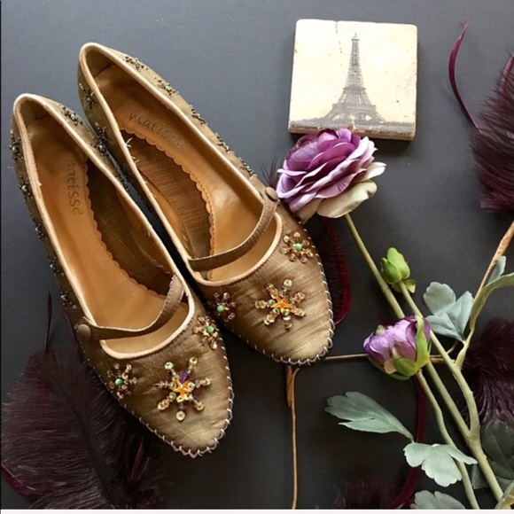 Matisse Shoes - Matisse silk jeweled Margie shoes, sz. 8.5